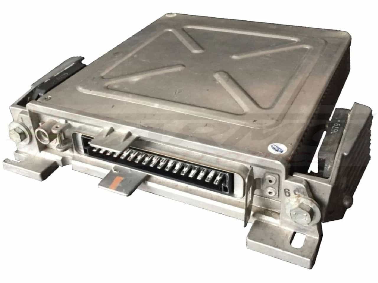Ford Sierra P8 ECU ECM CDI Black Box Computer Brain IAW 045 06787923