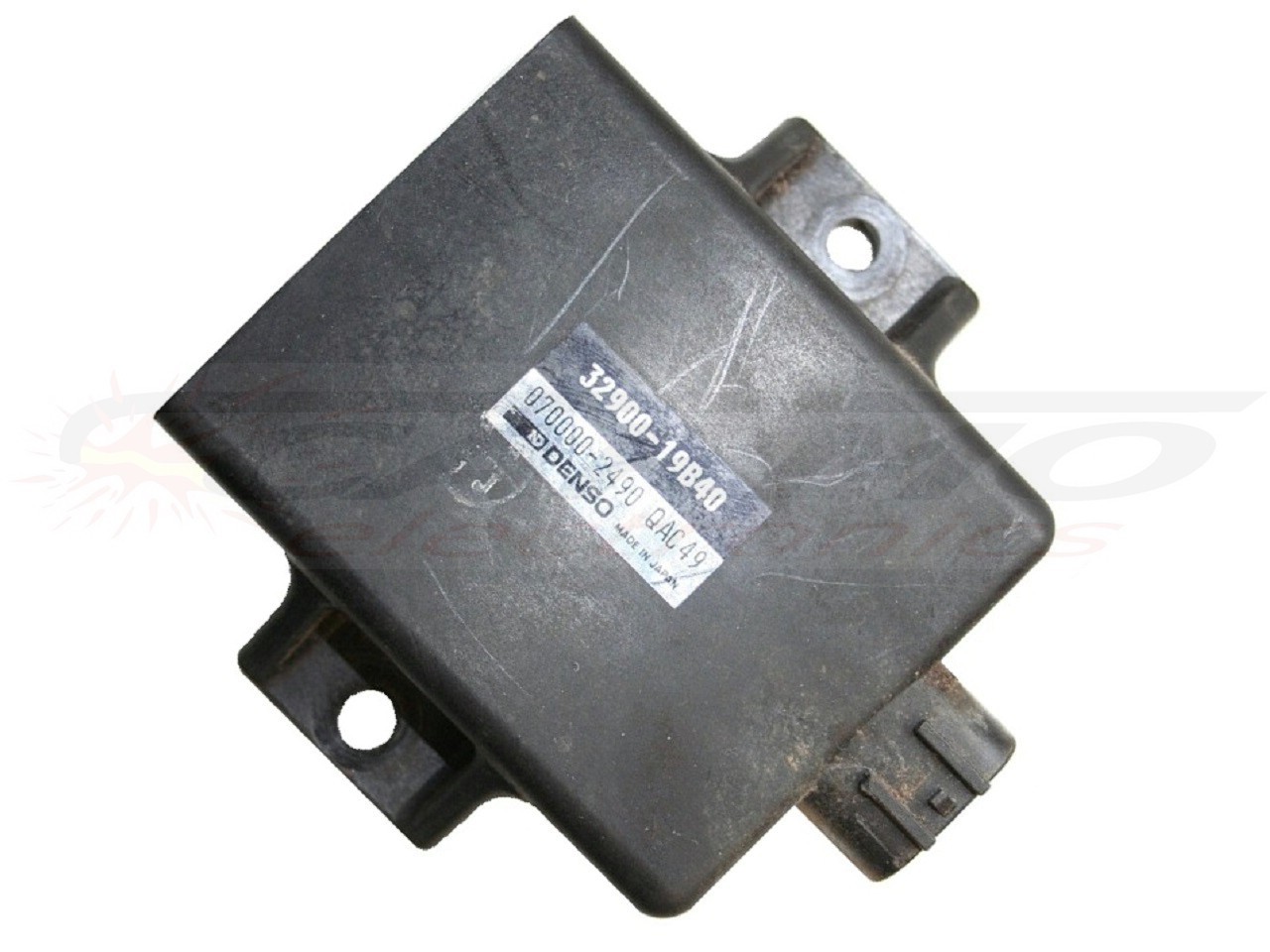 LT-F300 Kingquad LT-F4WWDX gyújtógyújtó modul CDI TCI Box (32900-19B40)